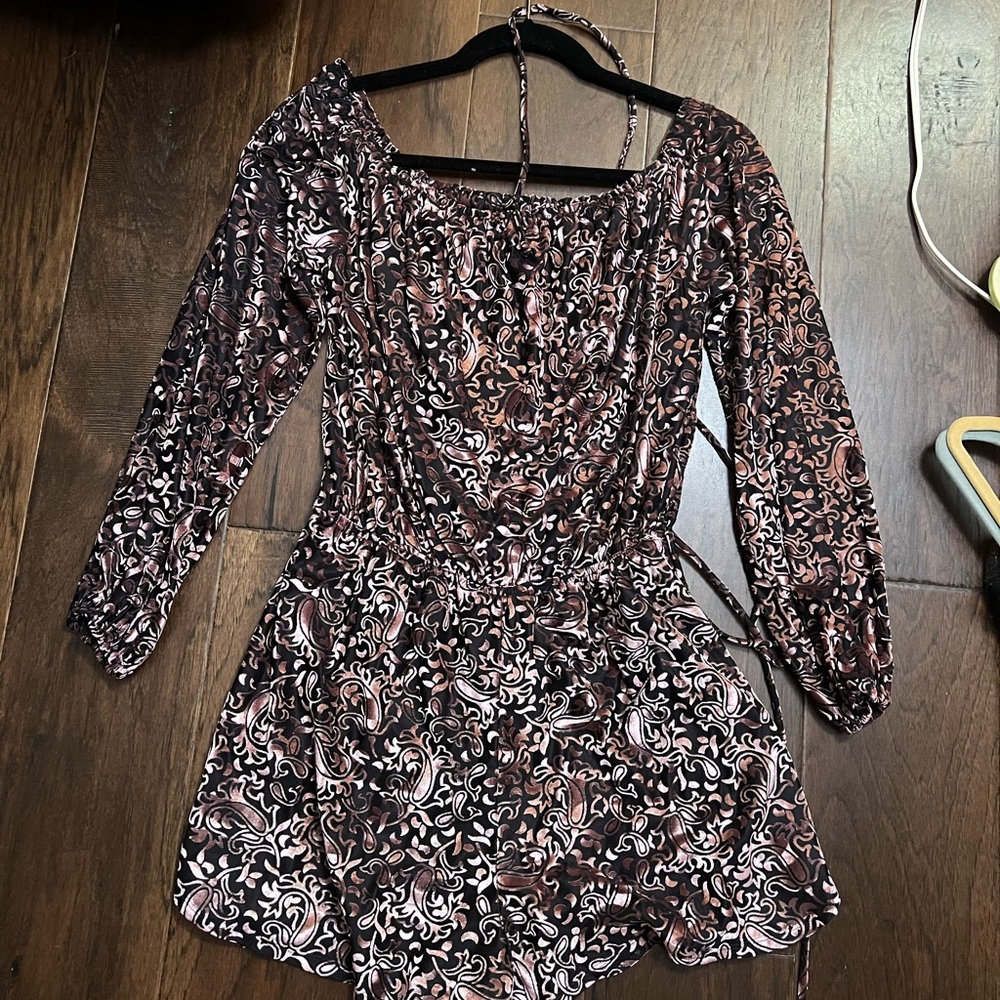 Elegant Black and Pink Patterned off the shoulder velvet Romper with tie